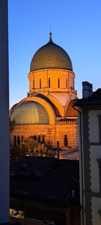 Sunny Home With Roof Patio Флоренція Екстер'єр фото
